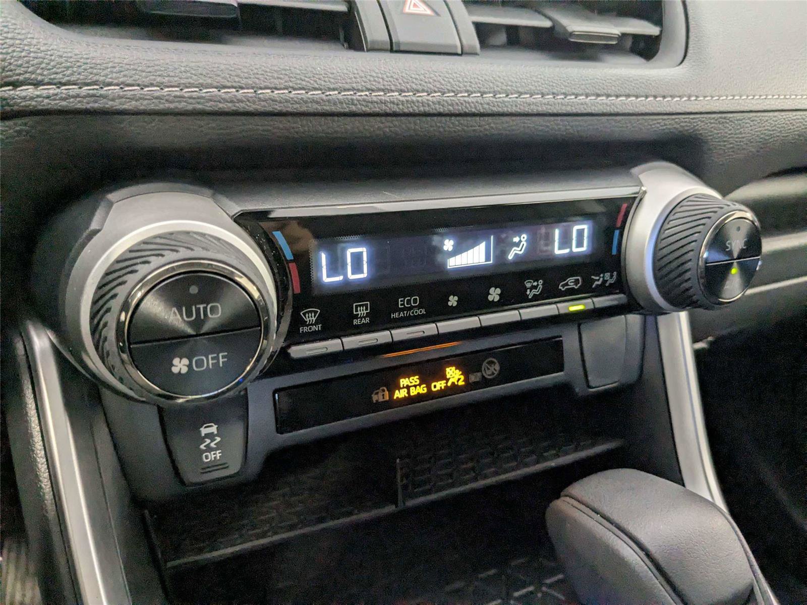 Certified 2025 Toyota RAV4 XLE AWD/4WD image 22