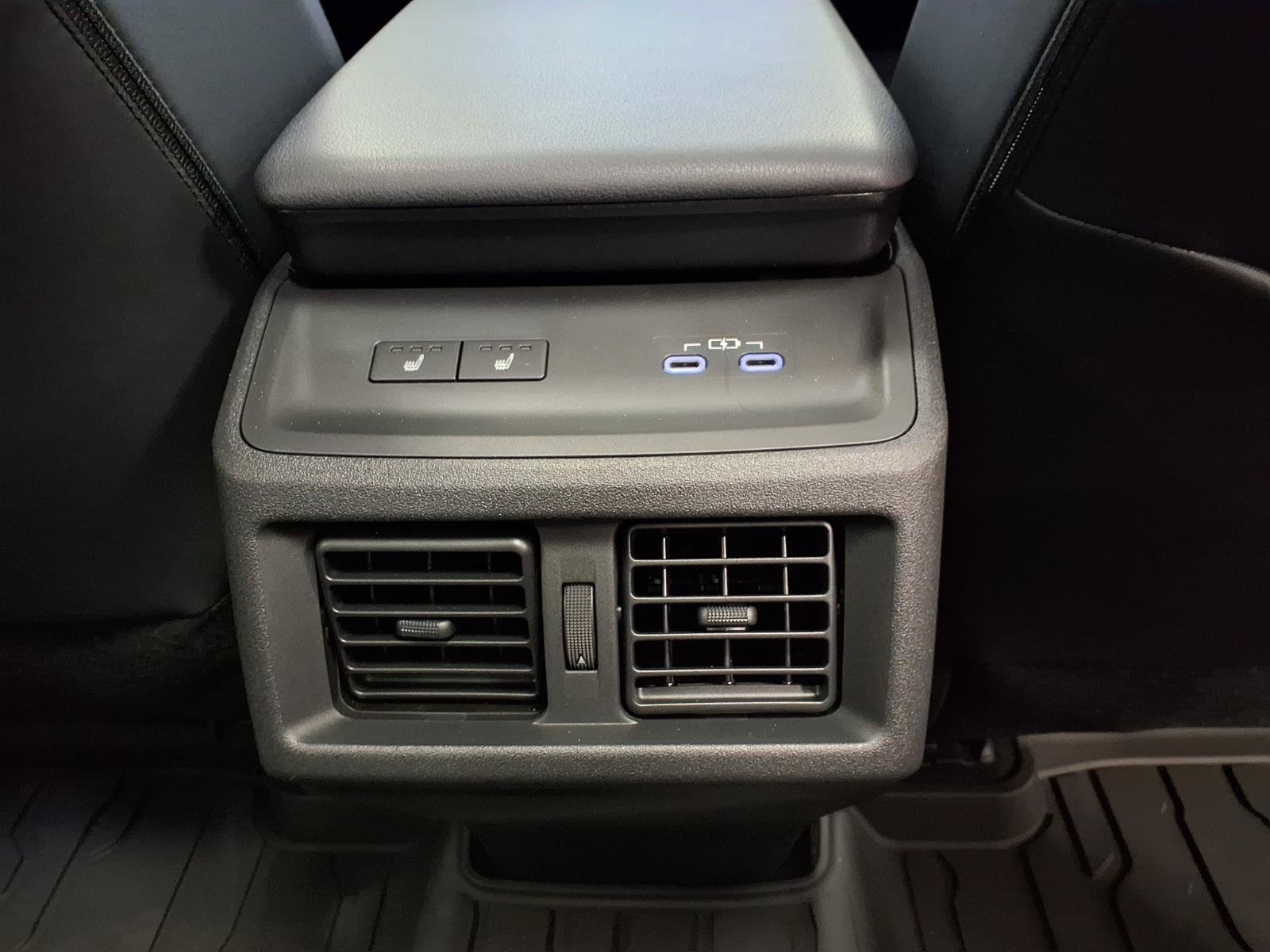 Used 2026 Toyota bZ Woodland AWD/4WD image 15