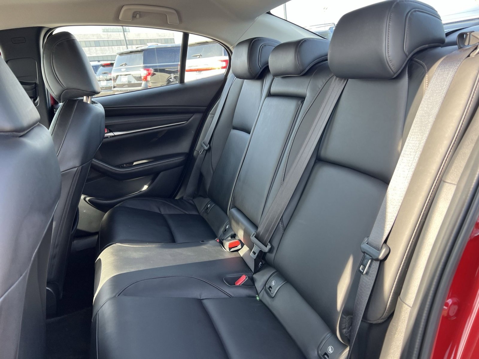 Used 2025 MAZDA MAZDA3 s image 23