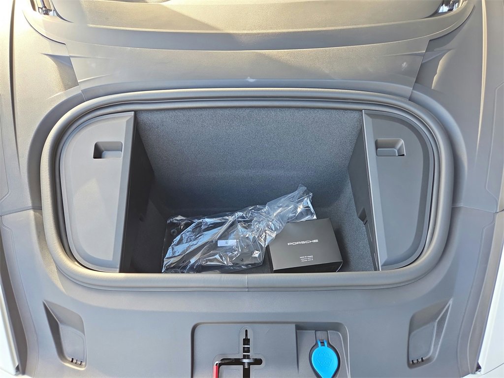 New 2026 Porsche Taycan image 32
