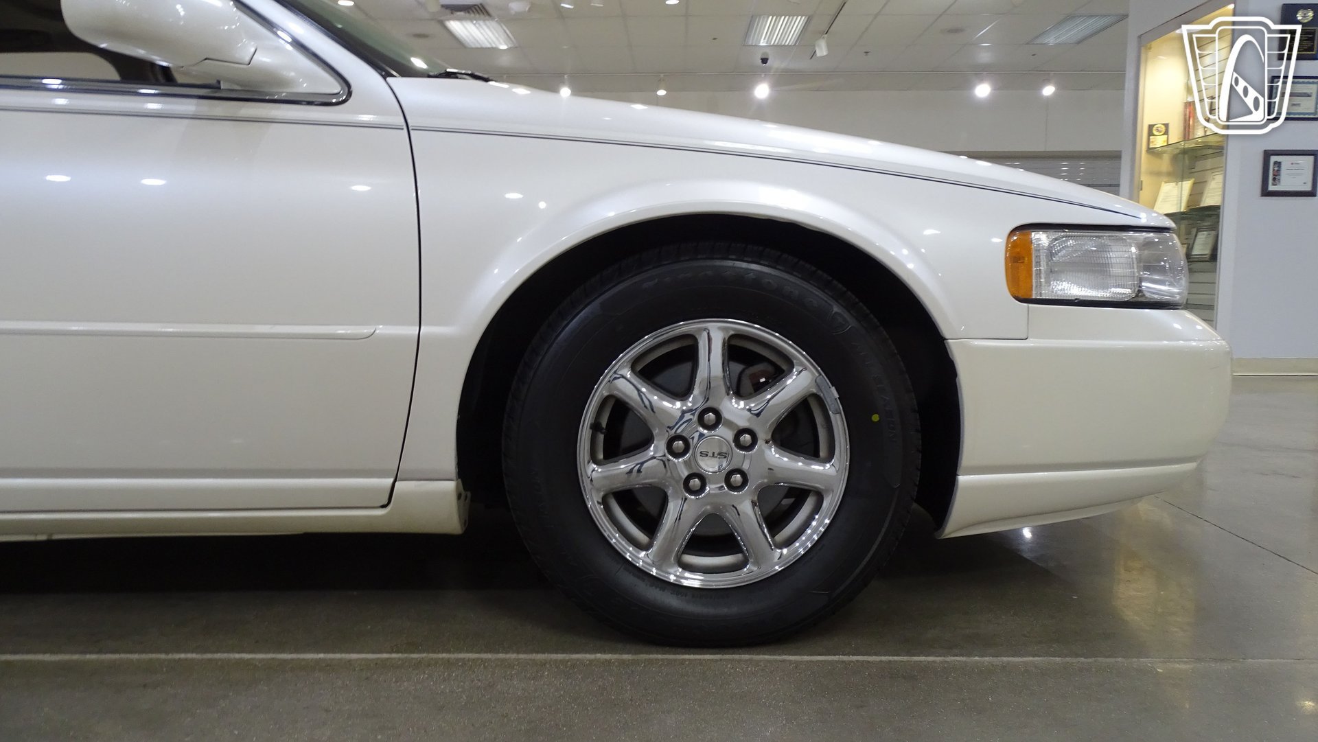 Used 2000 Cadillac Seville STS w/ Convenience Pkg FWD image 34