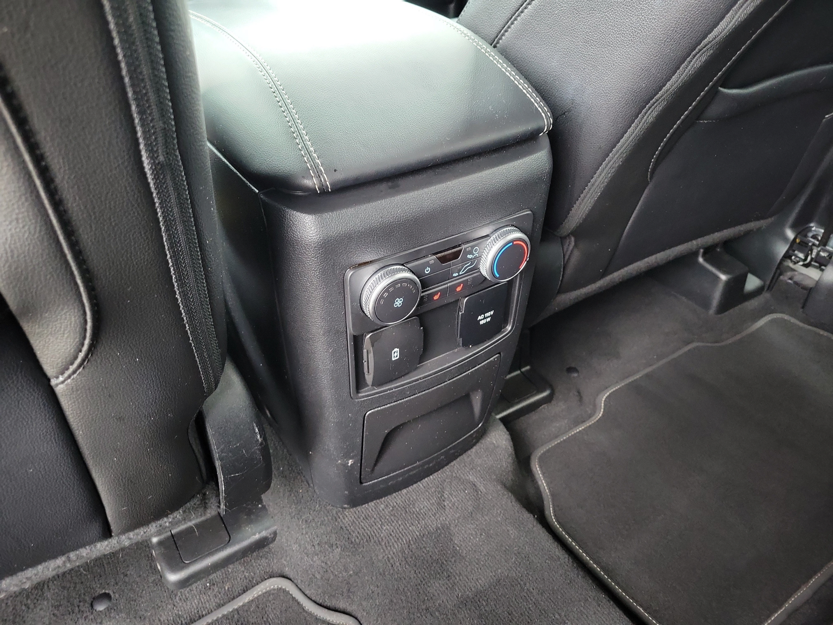 Used 2022 Ford Explorer ST w/ Equipment Group 401A AWD/4WD image 12