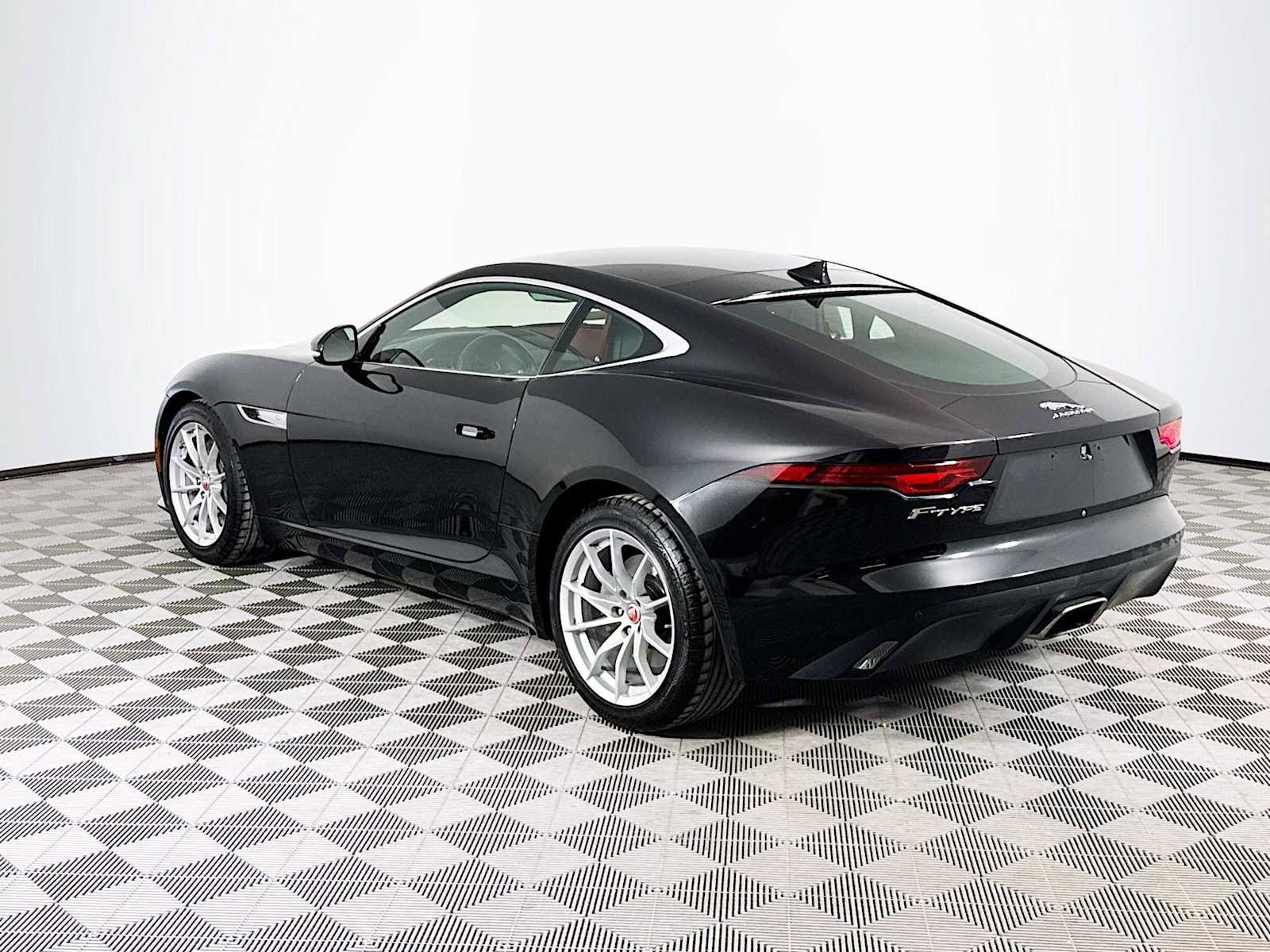 Used 2021 Jaguar F-TYPE Coupe image 7