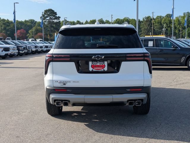 New 2026 Chevrolet Traverse LT w/ Sun and Wheel Package AWD/4WD image 4
