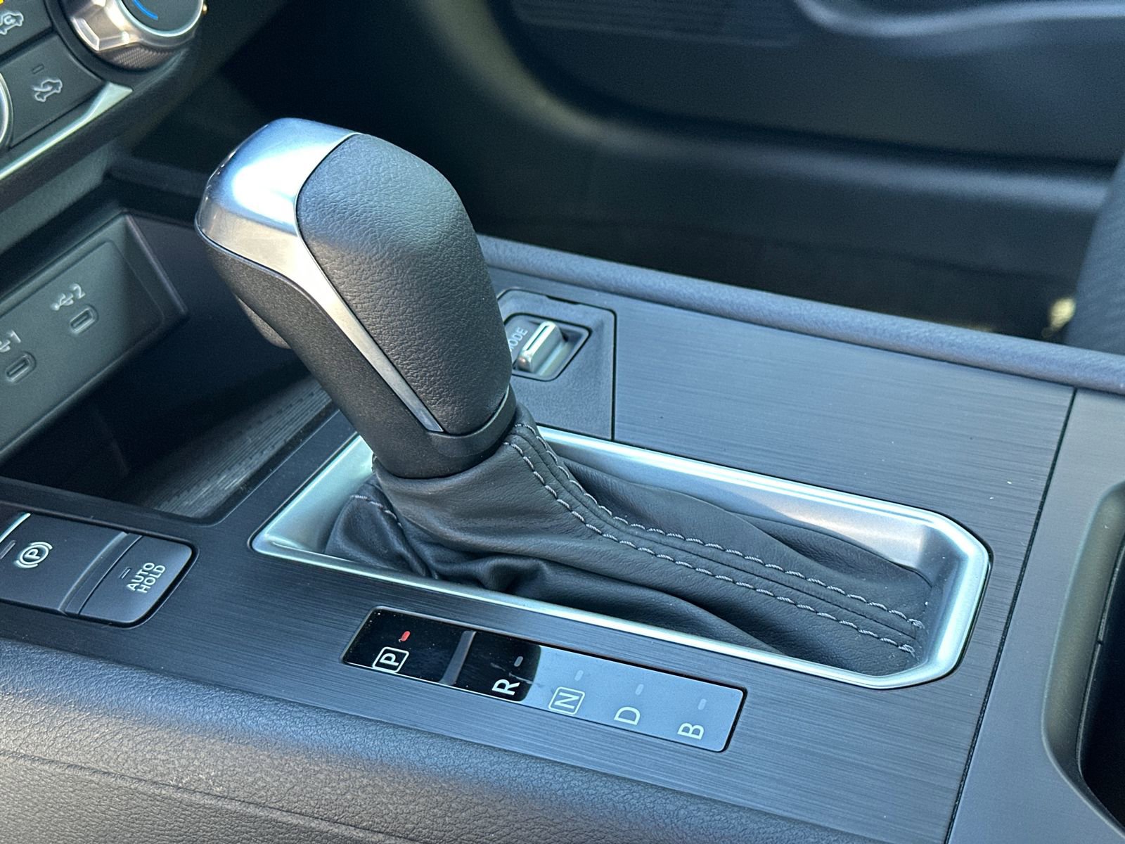 New 2026 Nissan Kicks S image 32