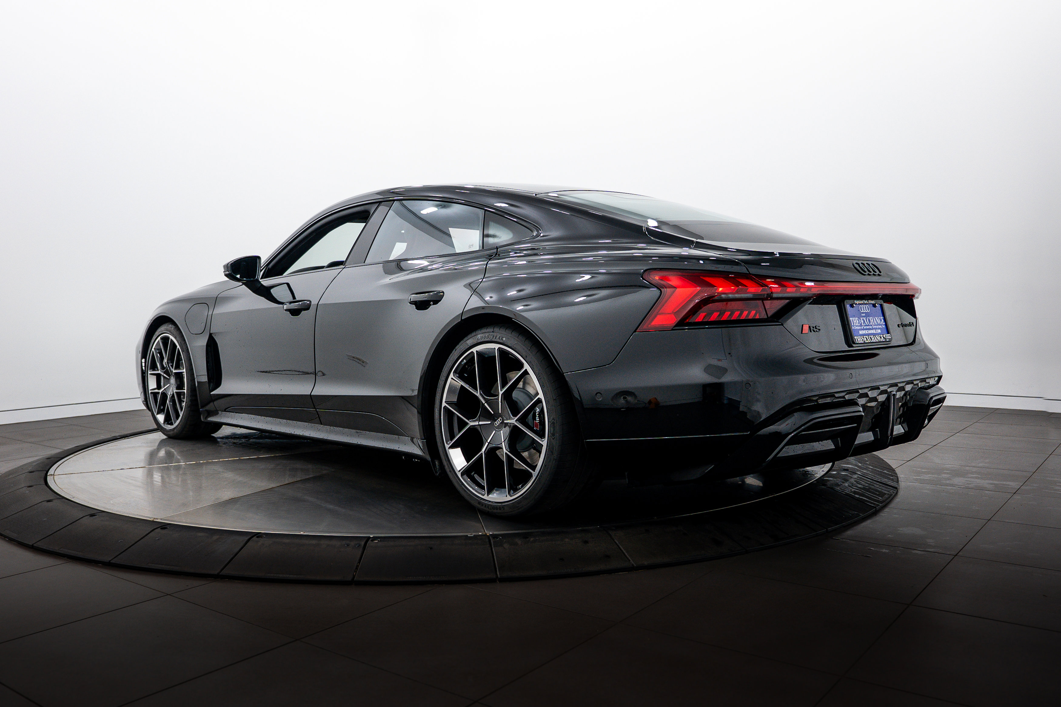 New 2025 Audi RS e-tron GT performance AWD/4WD image 5