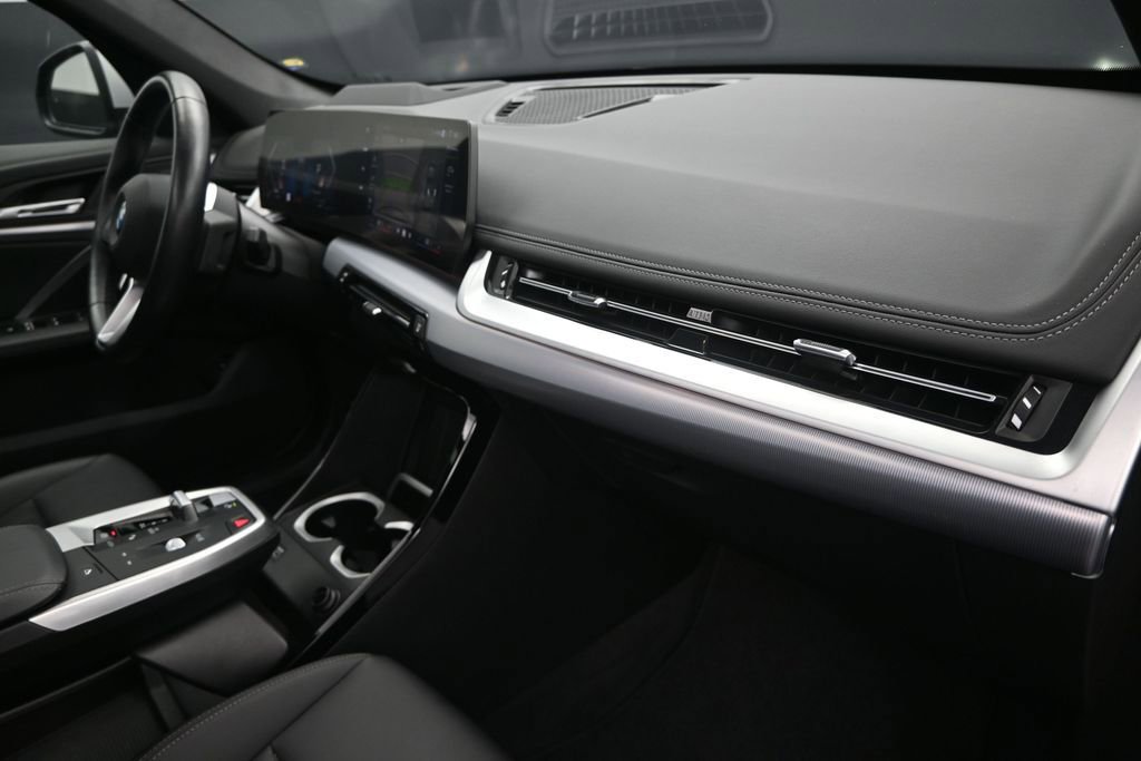 Used 2024 BMW X1 xDrive28i AWD/4WD image 24