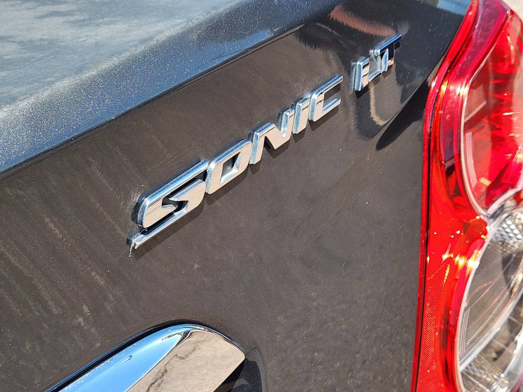 Used 2014 Chevrolet Sonic LT FWD image 31