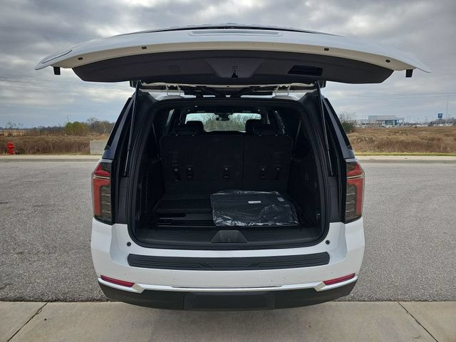 New 2026 Chevrolet Suburban LS RWD image 26
