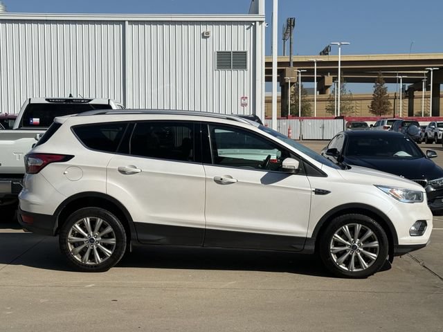Used 2017 Ford Escape Titanium AWD/4WD image 3