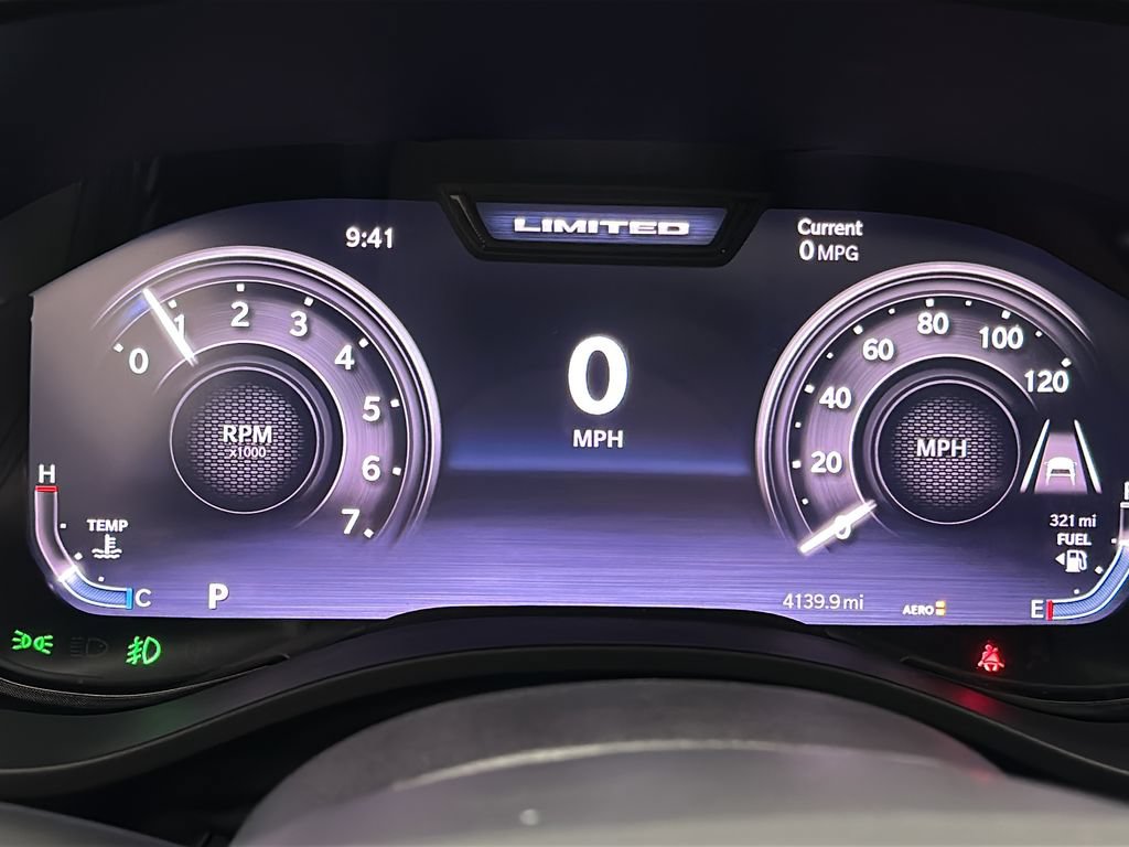 Used 2025 RAM 1500 Limited AWD/4WD image 28