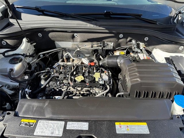 Used 2024 Volkswagen Atlas Peak Edition SE image 14