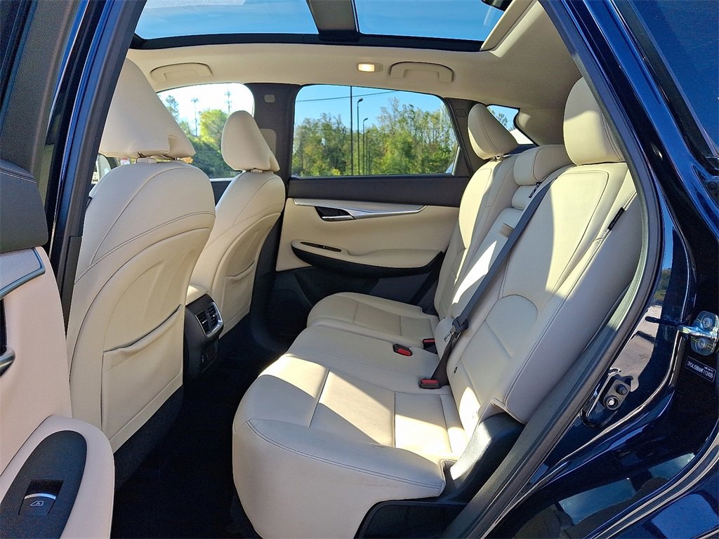 Used 2021 INFINITI QX50 Luxe w/ Cargo Package image 9