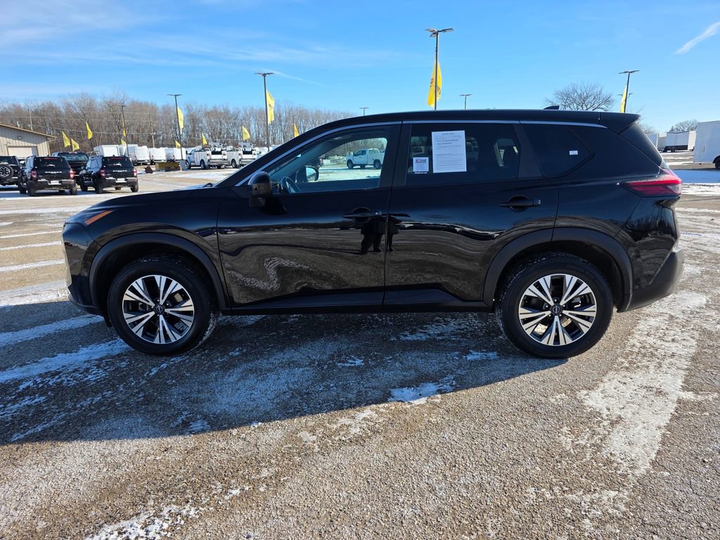 Used 2023 Nissan Rogue SV image 8