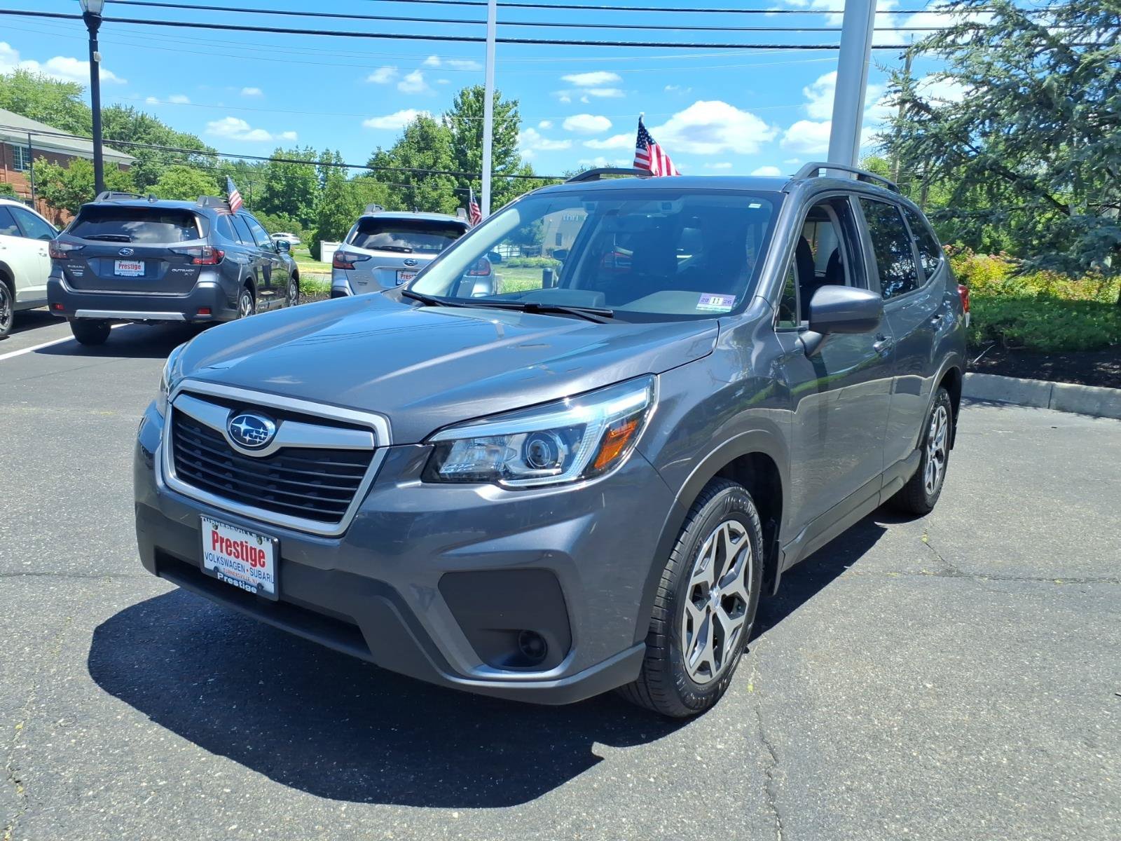 Used 2020 Subaru Forester Premium AWD/4WD image 5