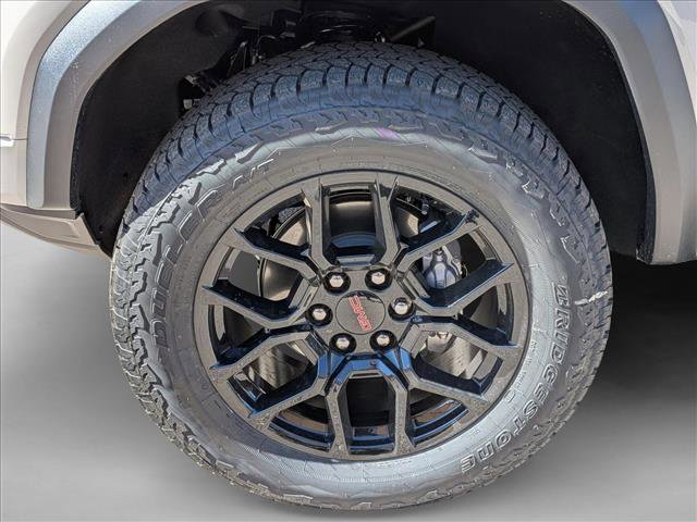 New 2026 GMC Canyon Elevation w/ Convenience Package image 9