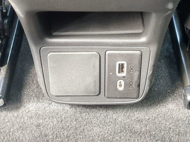 Used 2023 Buick Encore GX Select w/ Sport Touring Package image 16