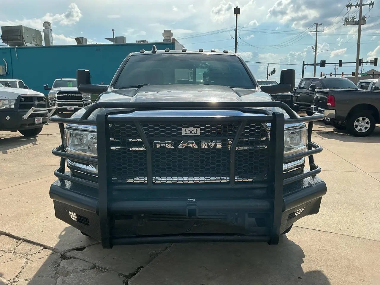 Used 2022 RAM 3500 Tradesman AWD/4WD image 4