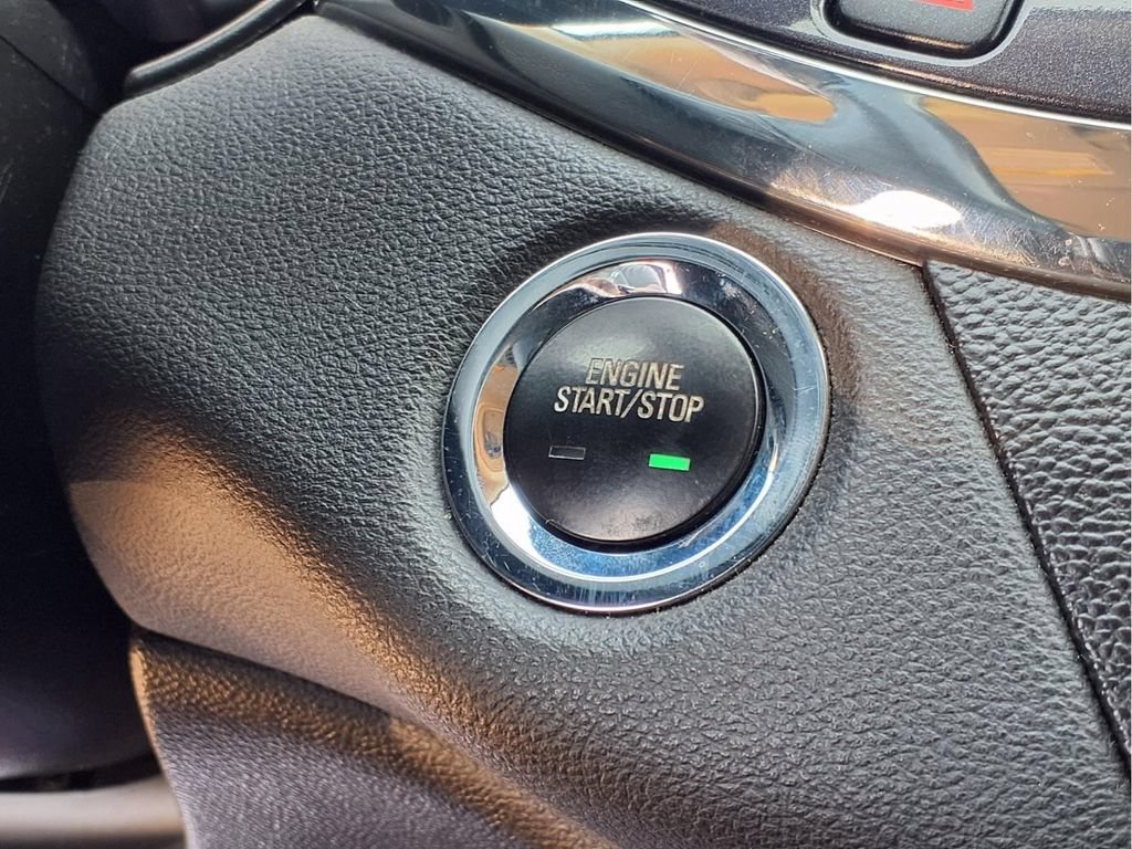 Used 2016 Chevrolet Impala LTZ FWD image 14