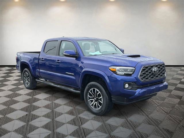 Used 2023 Toyota Tacoma TRD Sport w/ Advanced Technology Package AWD/4WD image 3