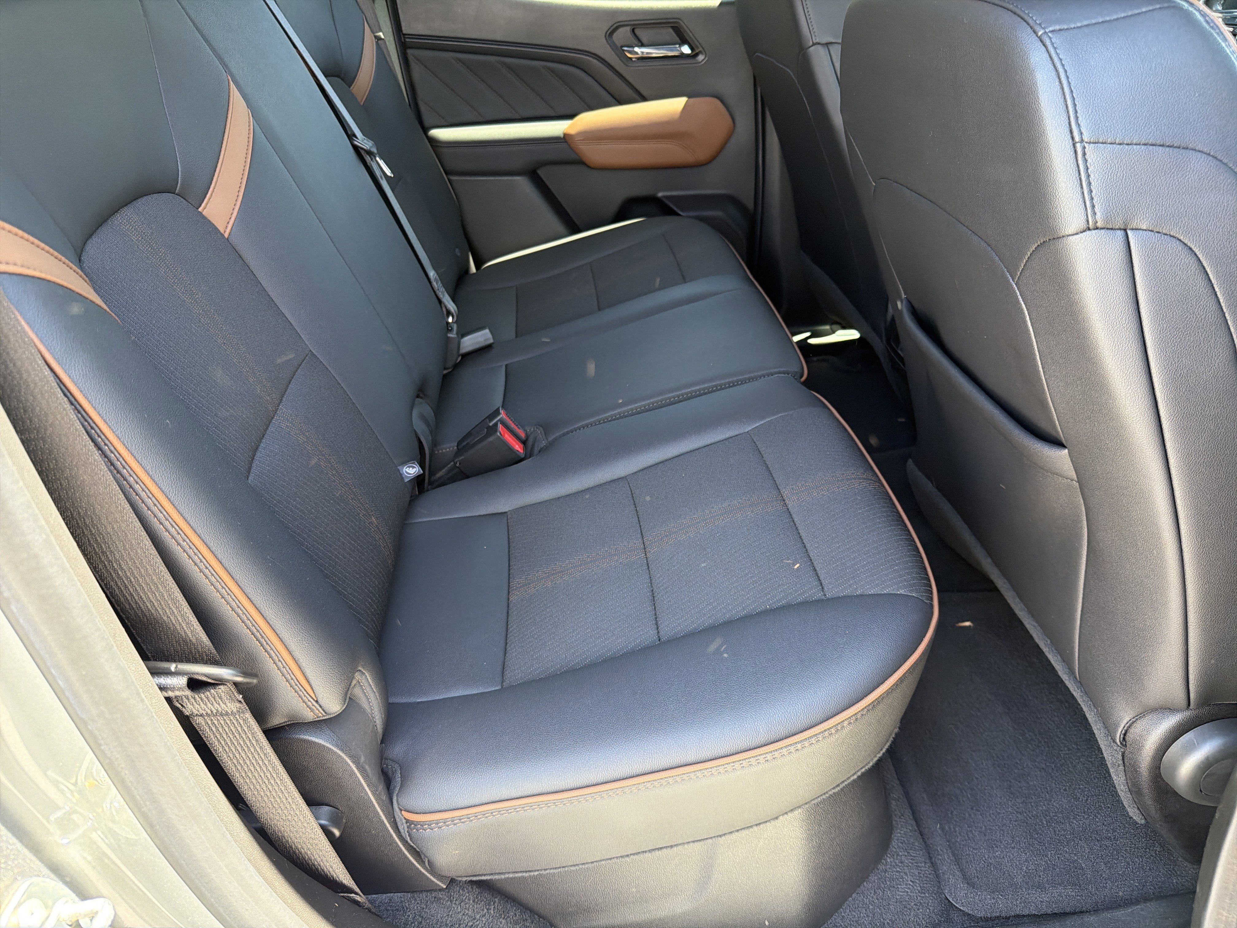 Certified 2023 GMC Canyon AT4 AWD/4WD image 18