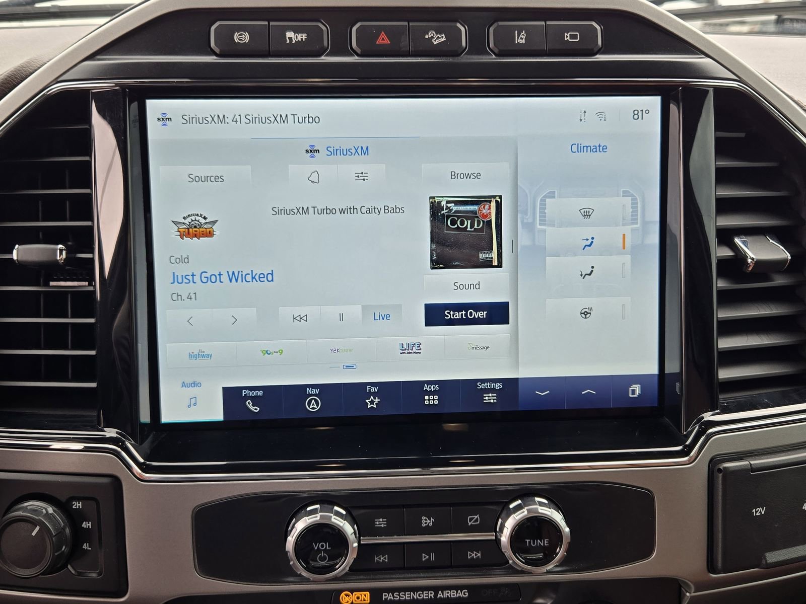 Used 2022 Ford F350 King Ranch w/ King Ranch Ultimate Package image 14