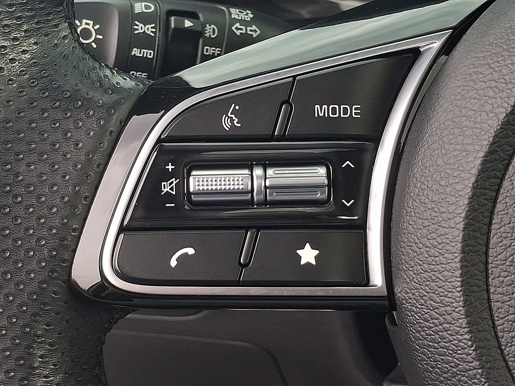 Used 2024 Kia Forte GT-Line w/ GT-Line Premium Package FWD image 17