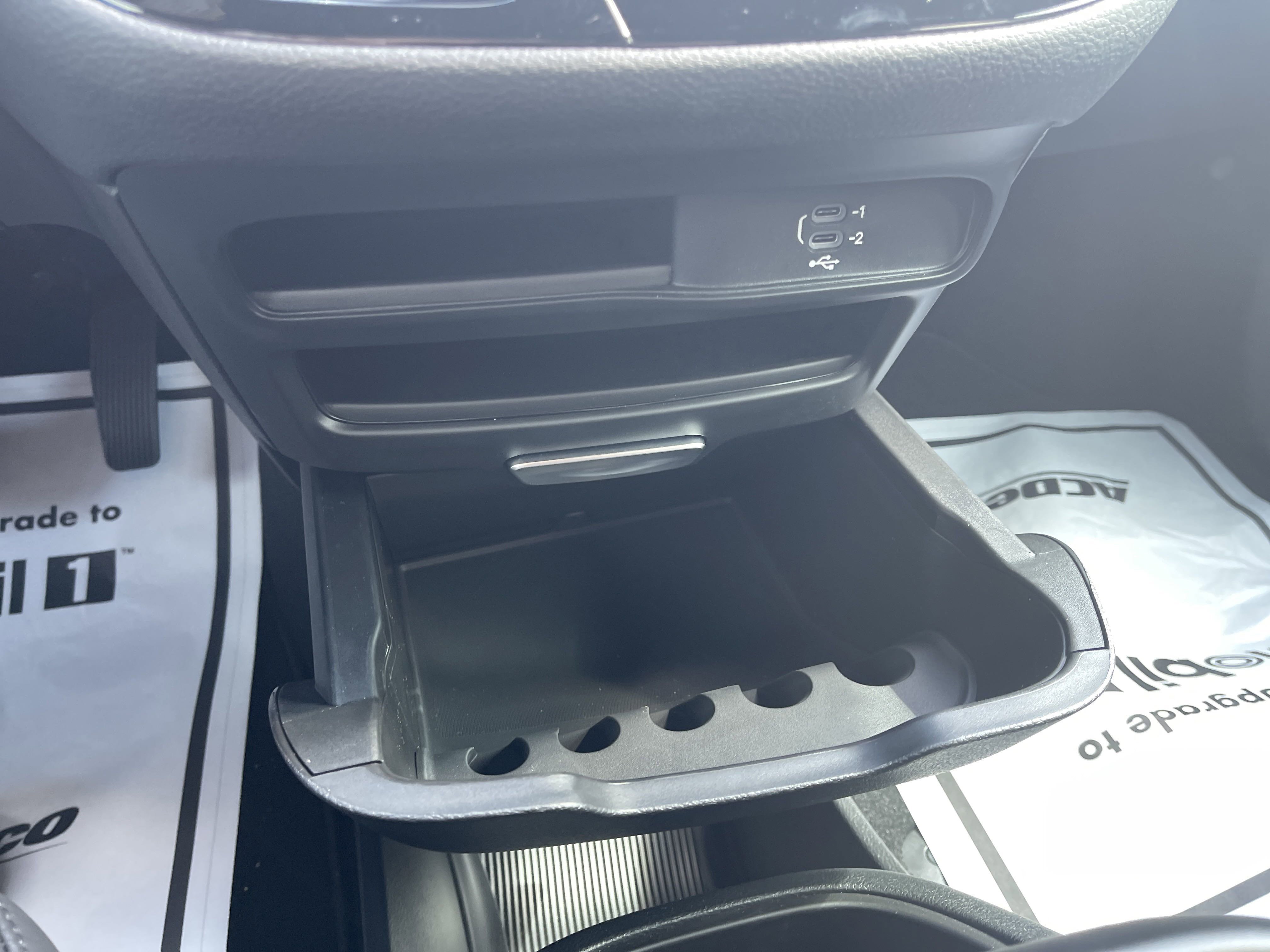 New 2026 Chrysler Pacifica Select FWD image 27
