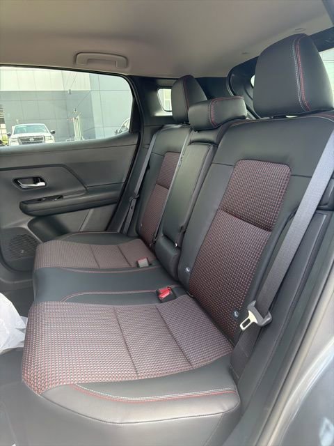 New 2026 Nissan Kicks SR w/ Cold Weather Package AWD/4WD image 7