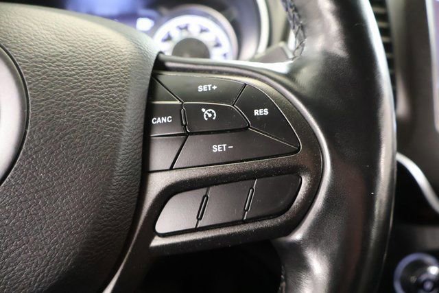 Used 2020 Jeep Cherokee Trailhawk w/ Comfort/Convenience Group image 19