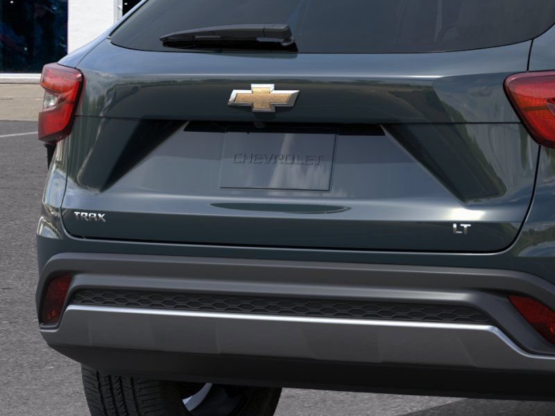 New 2026 Chevrolet Trax LT w/ LT Convenience Package FWD image 15