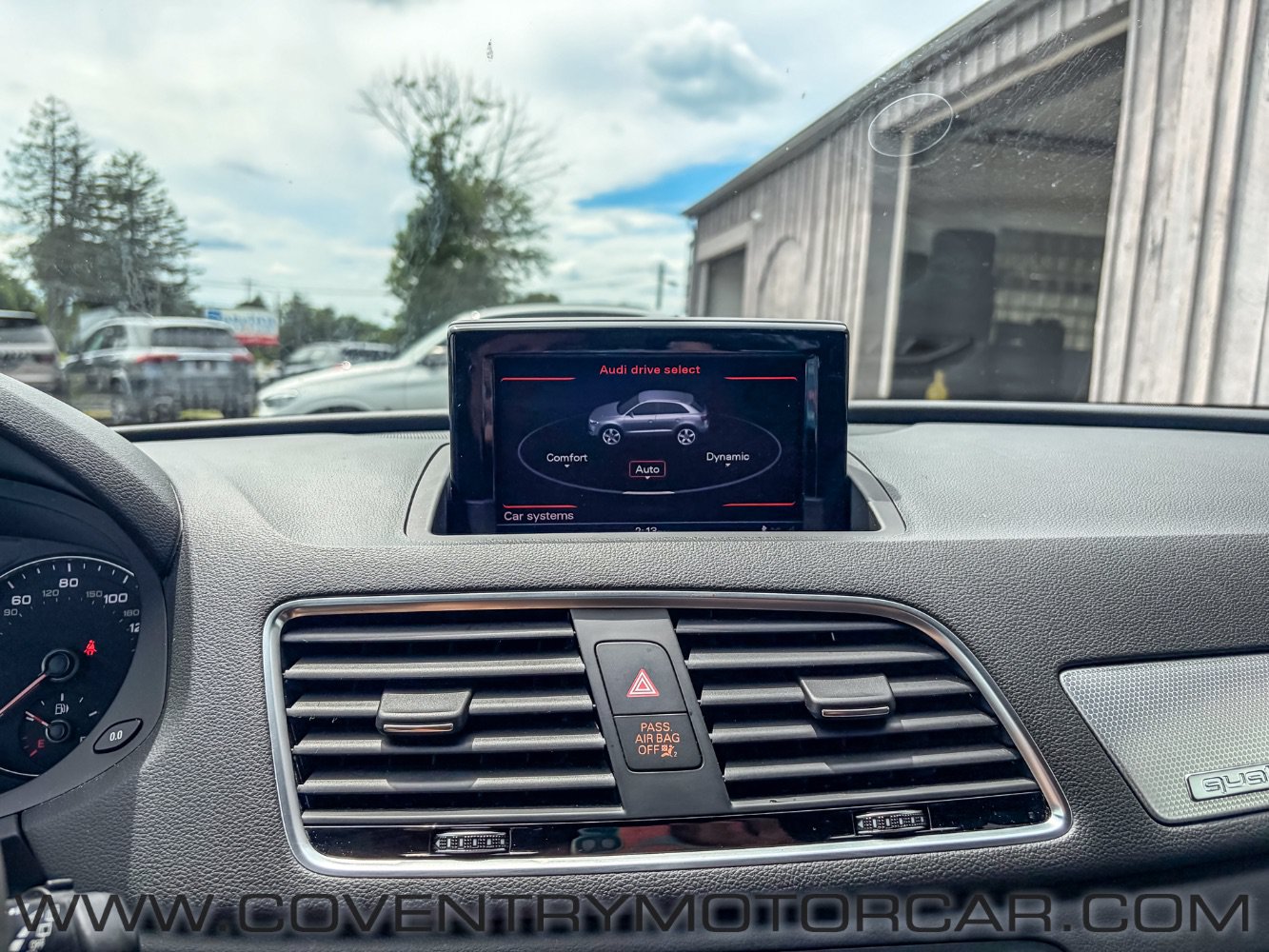 Used 2016 Audi Q3 2.0T Prestige AWD/4WD image 19