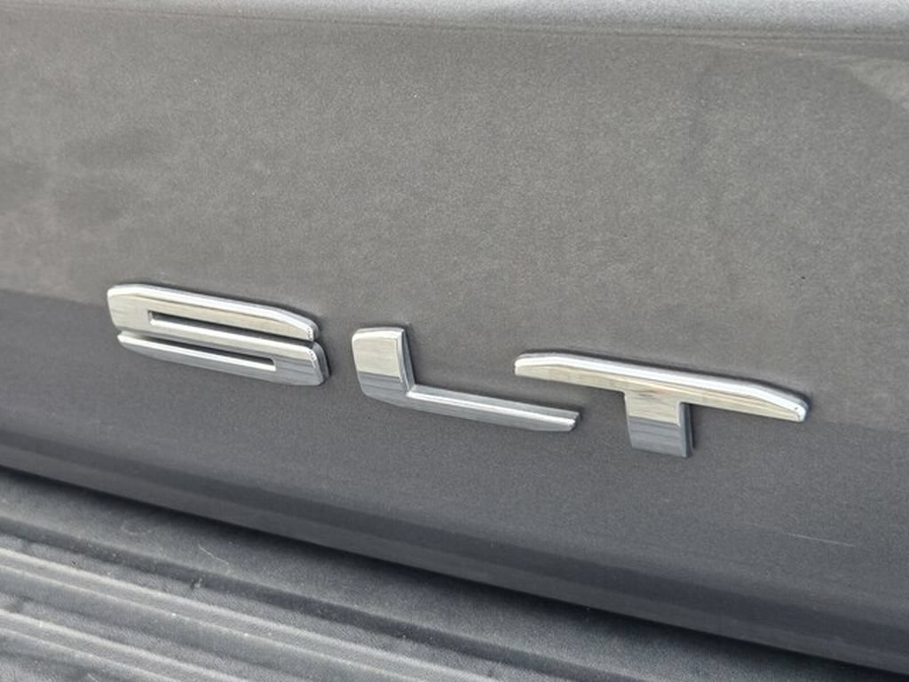Used 2021 GMC Yukon SLT AWD/4WD image 11