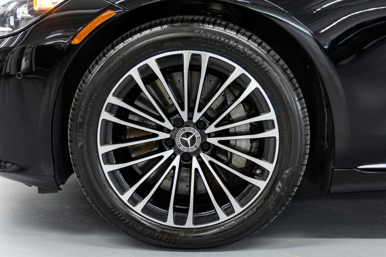 Used 2024 Mercedes-Benz S 580 4MATIC Sedan image 14