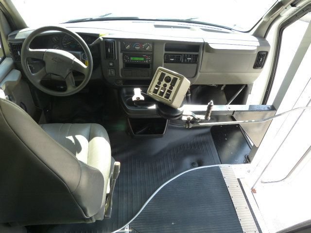 Used 2007 Chevrolet Express 3500 w/ School Bus Package RWD image 33