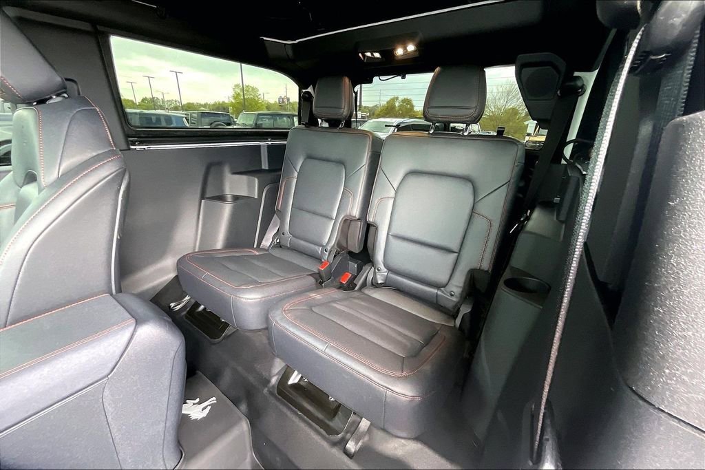 Used 2025 Ford Bronco Stroppe Edition image 24