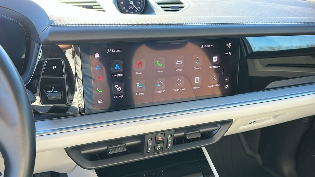 Used 2024 Porsche Cayenne Coupe image 16