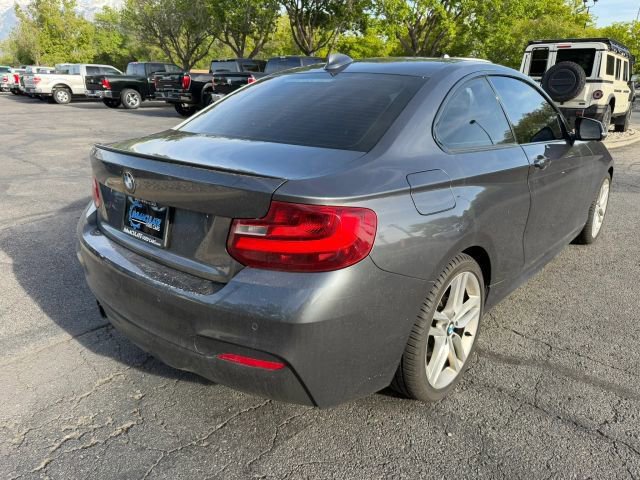 Used 2017 BMW 230i xDrive Coupe AWD/4WD image 5