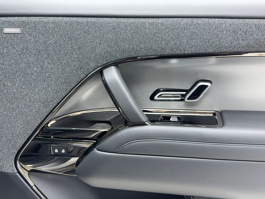 Used 2024 Land Rover Range Rover Sport SE image 50