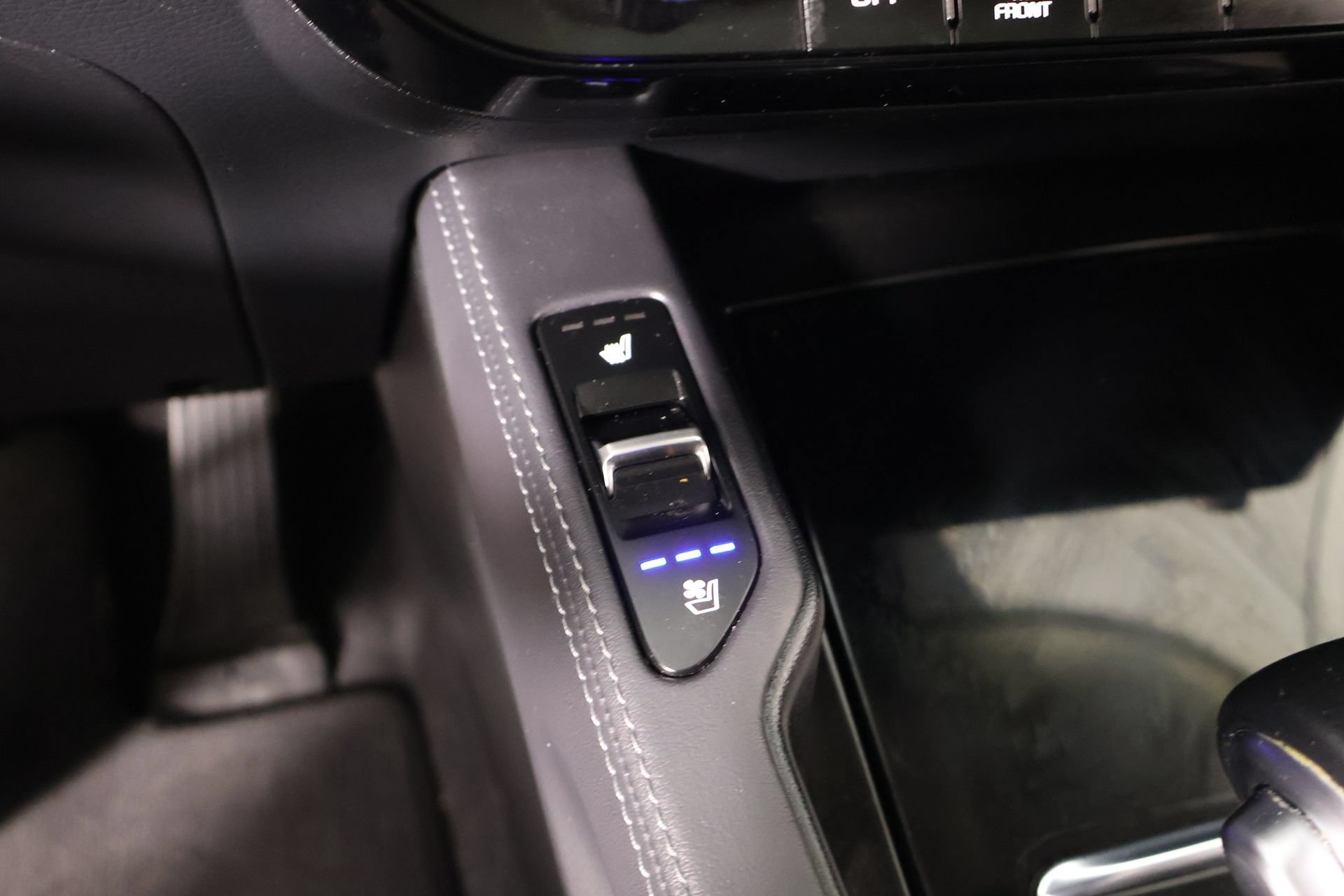 Used 2022 Kia Telluride EX w/ Towing Package AWD/4WD image 8