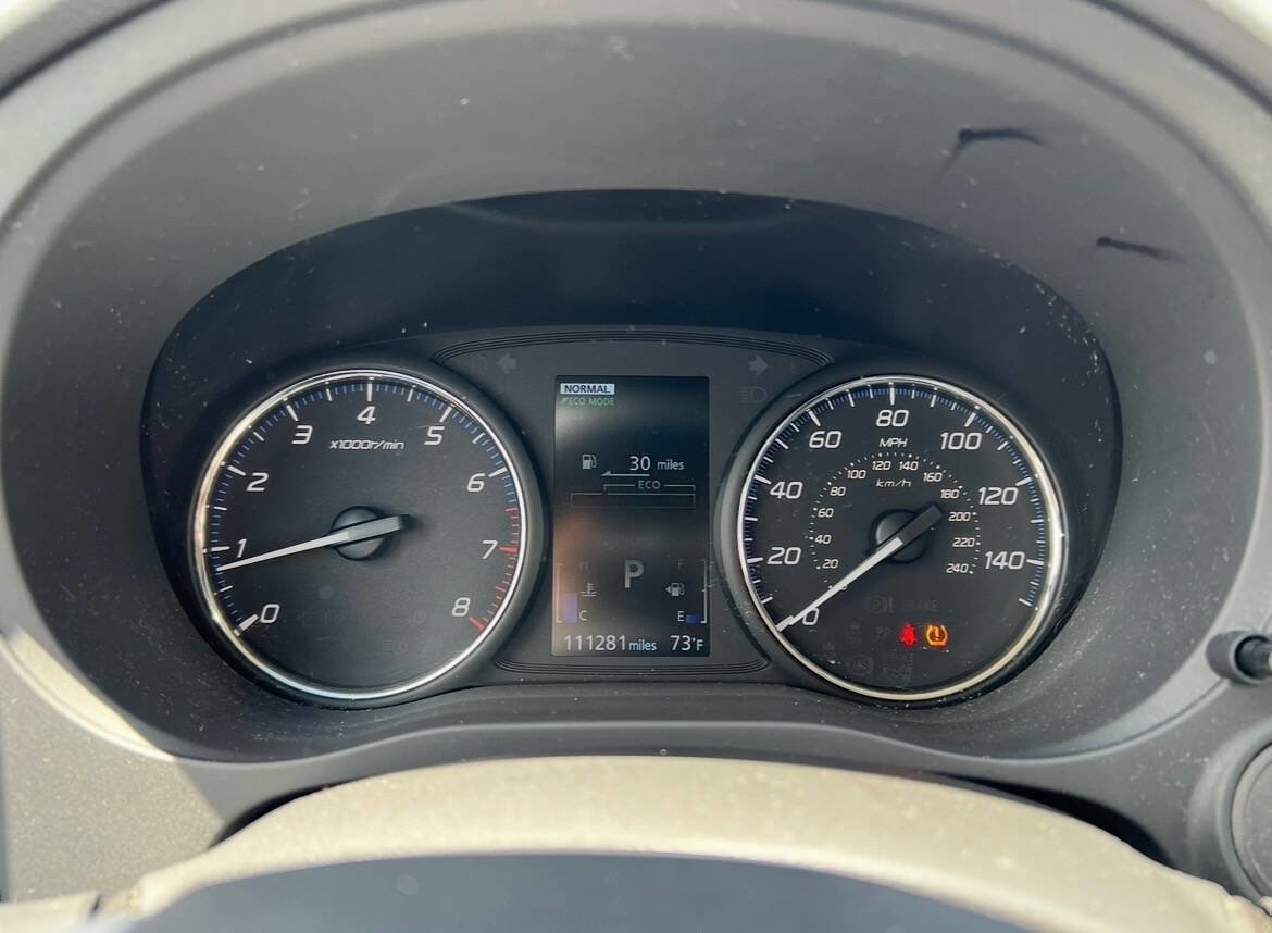 Used 2020 Mitsubishi Outlander ES AWD/4WD image 14