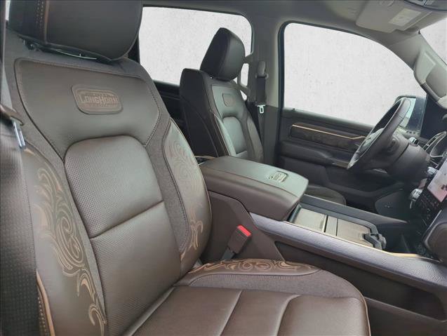Used 2025 RAM 1500 Limited AWD/4WD image 21