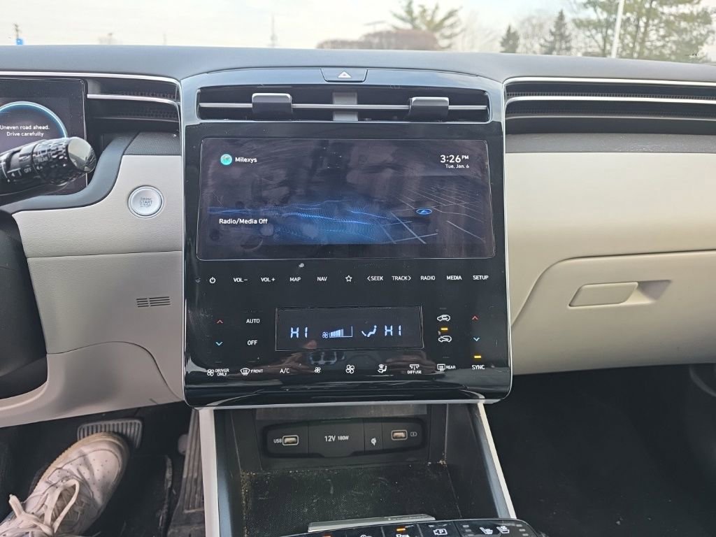 Used 2022 Hyundai Tucson Limited w/ Cargo Package image 16