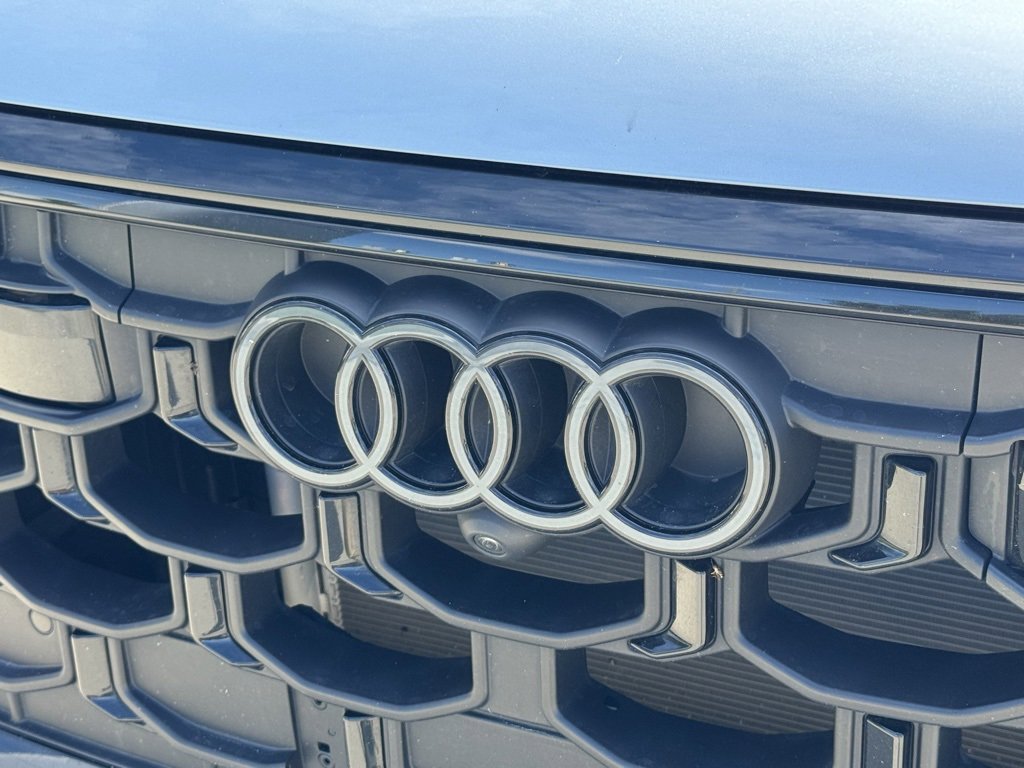 Used 2025 Audi Q8 Premium Plus image 7