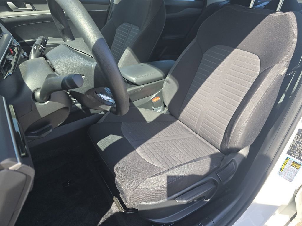 Used 2025 Kia K5 LXS image 21