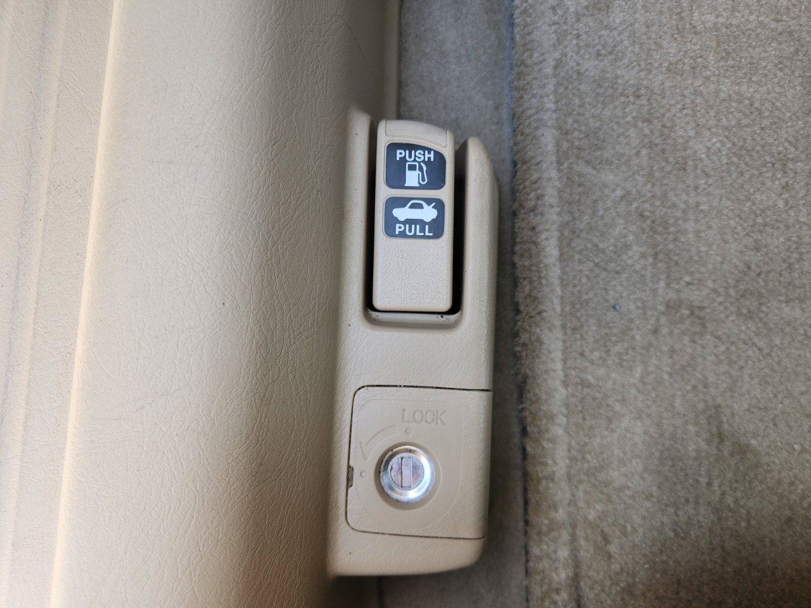 Used 2004 Honda Civic VP image 16