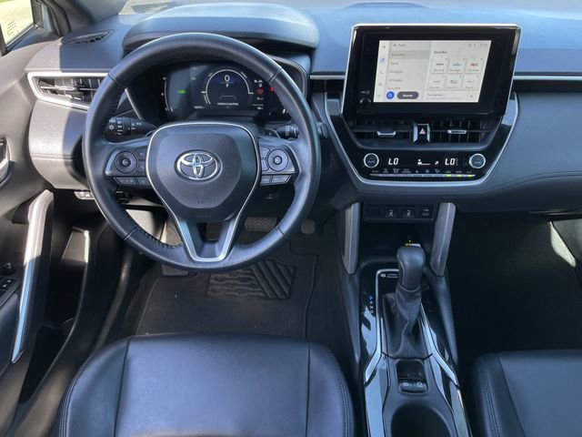 Used 2023 Toyota Corolla Cross XSE w/ Convenience Package image 11