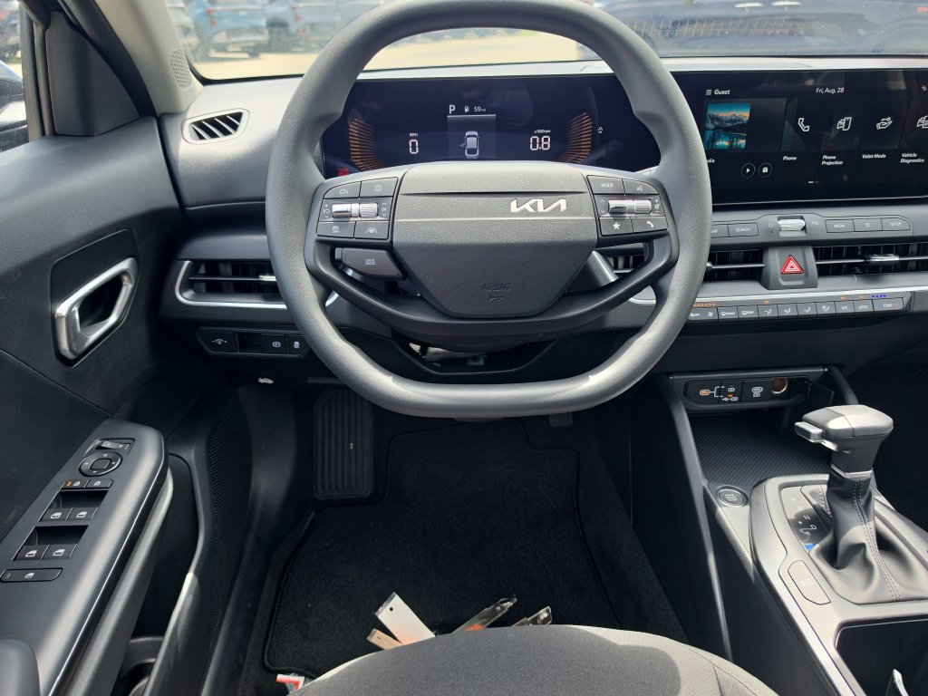 New 2026 Kia K4 FWD image 13