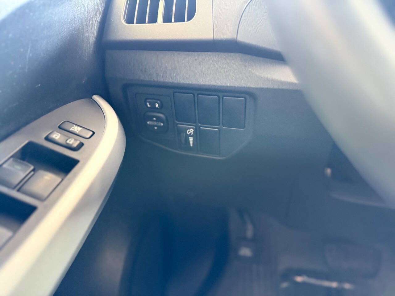 Used 2015 Toyota Prius Two FWD image 43