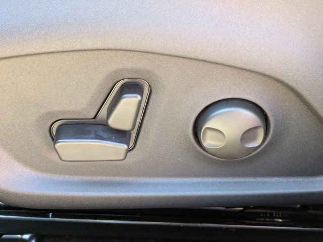 New 2026 Jeep Compass Latitude w/ Sun and Sound Group image 18